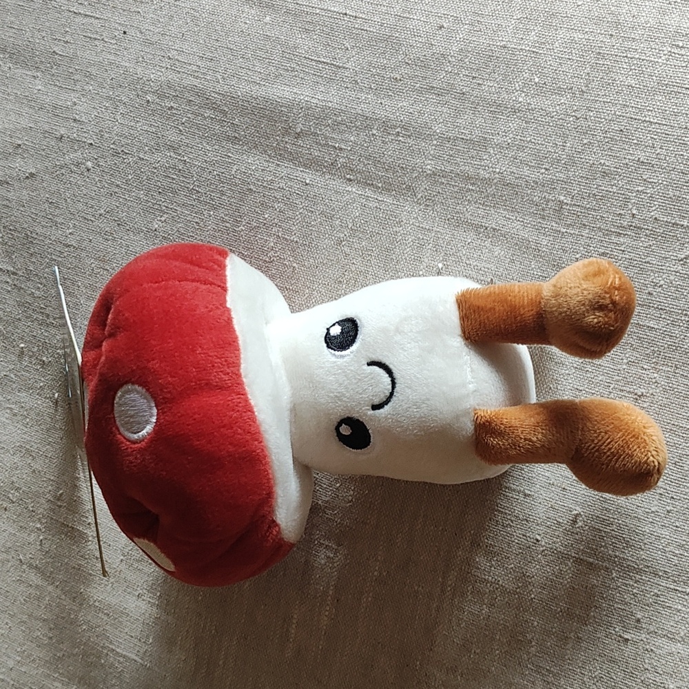 PETS: MUSHROOM 🍄 DOG TOY - Picture 4 of 7